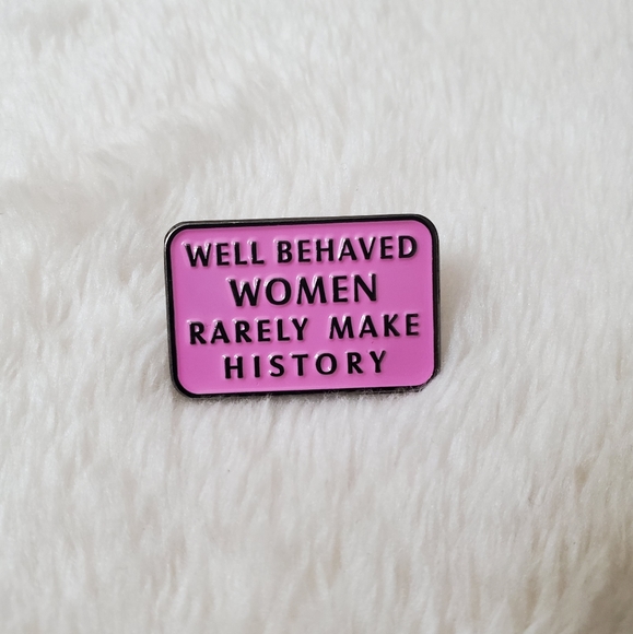 Pins - Picture 3 of 9